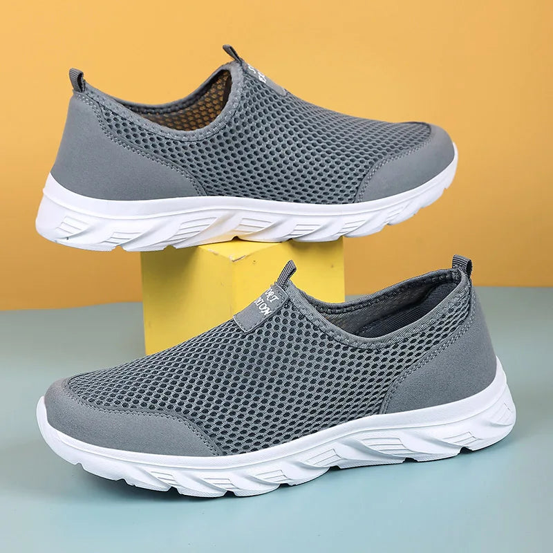 Sneakers Men Summer Casual Shoes Men Mesh Breathable Outdoor Non Slip Soft Sports Shoes Slip on Sneaker for Men Plus Size 38-46